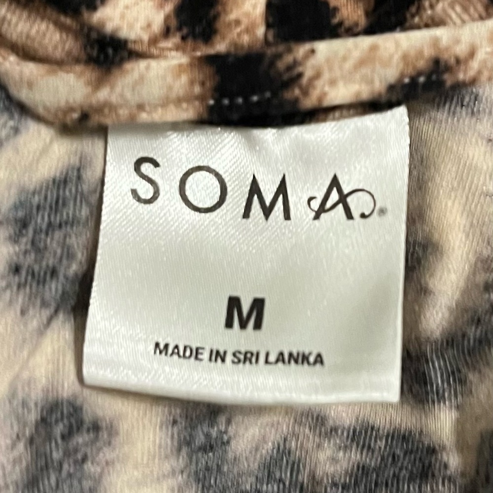 Soma robe. Knee length. Long sleeve
